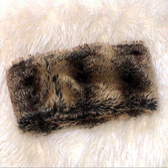 NWOT - Brown Faux Fur Infinity Scarf Point Zero - Picture 1 of 3